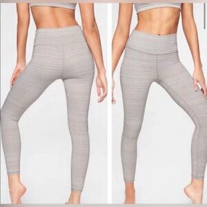 Athleta High Rise Jacquard Chaturanga 7/8 Tight Quail Small